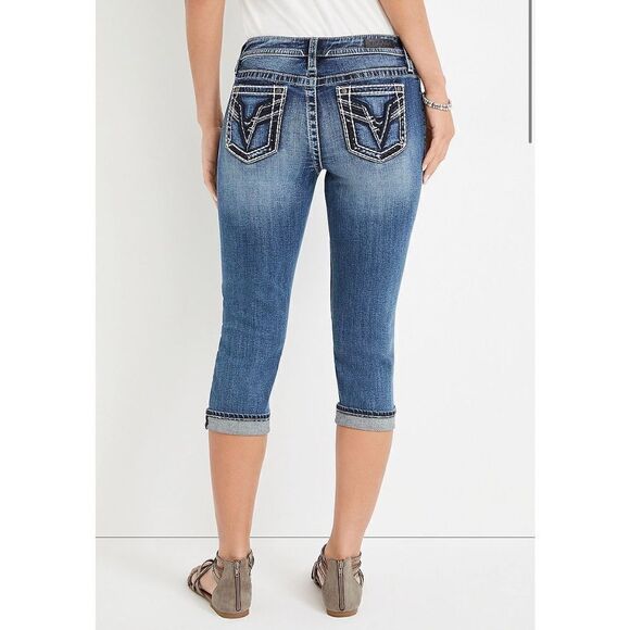 Vigoss® Heritage Mid Rise Rolled Hem Capri Size 6 - Picture 1 of 8